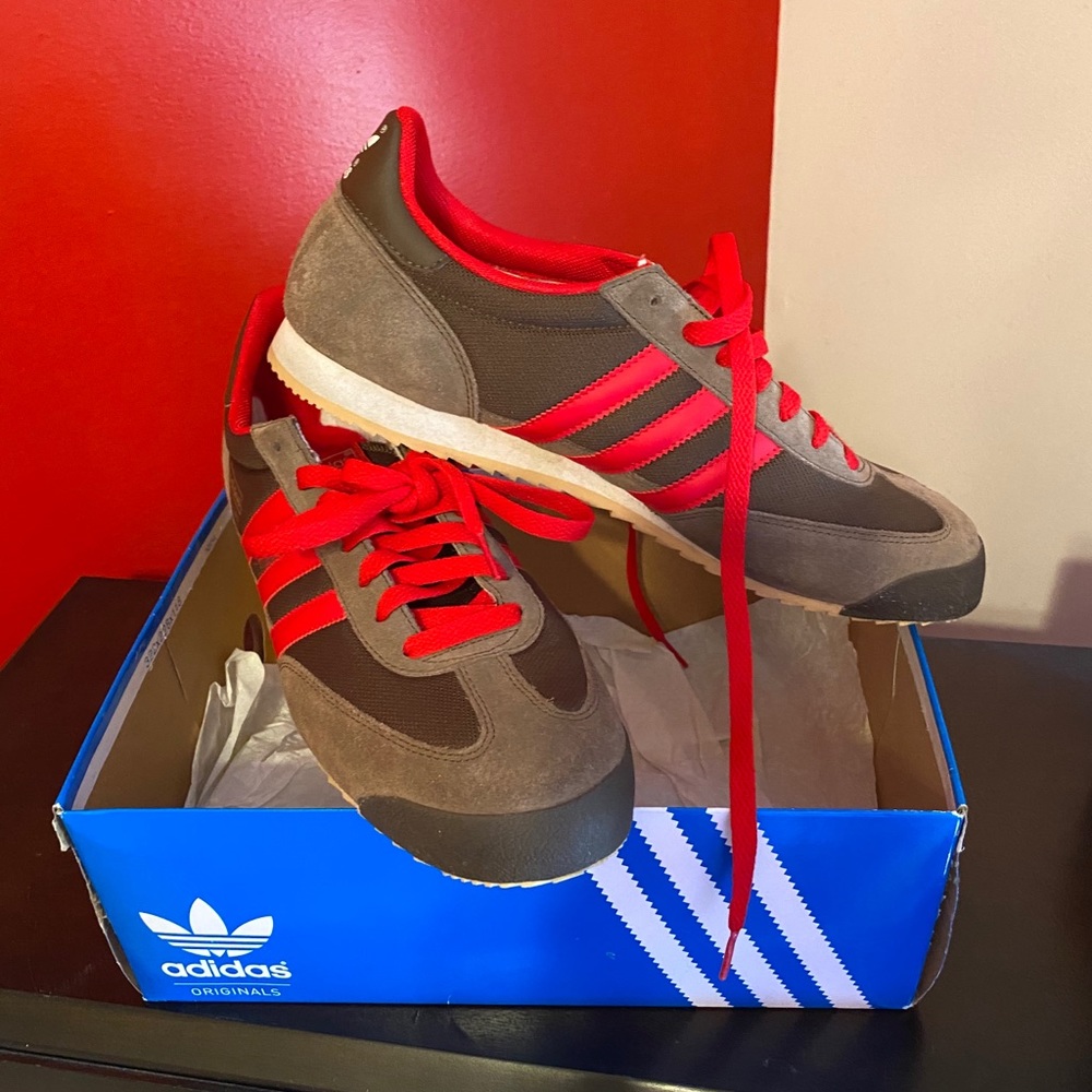 Adidas - Dragon
